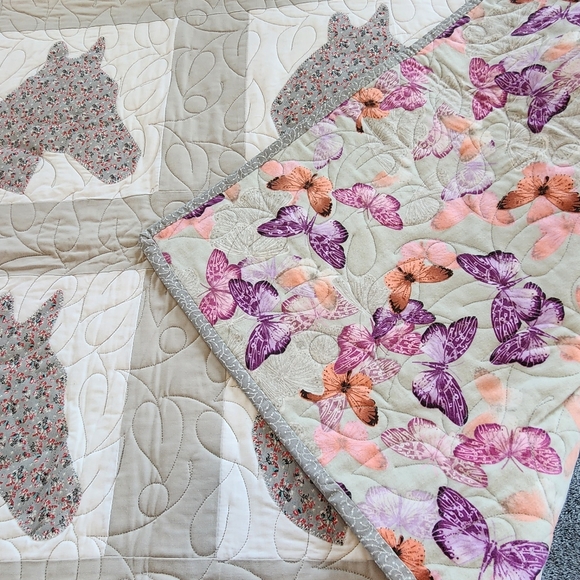 Horse Quilt Handmade/New Materials - Picture 2 of 2